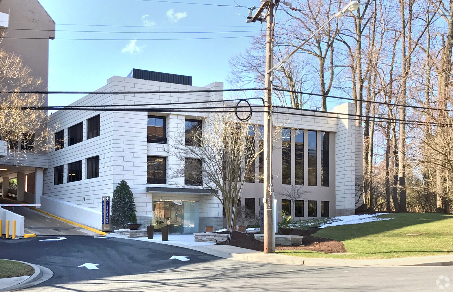 5410 Edson Ln, North Bethesda, MD à louer Photo principale– Image 1 sur 16