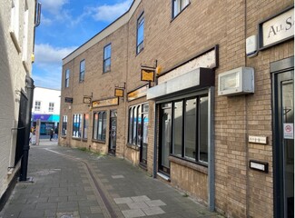 Plus de détails pour 3-5 All Saints Passage, Huntingdon - Local commercial à louer