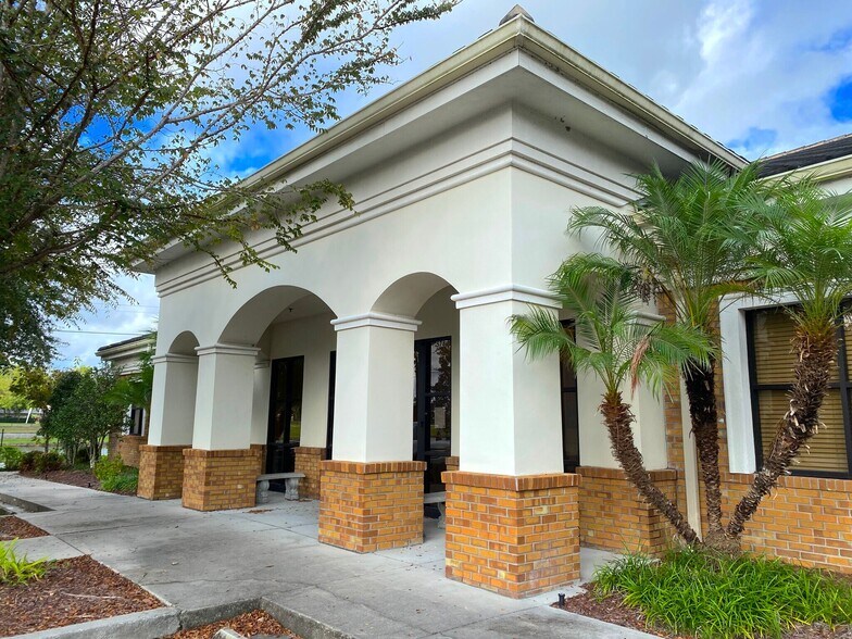 572 Ocoee Commerce Pkwy, Ocoee, FL à louer - Photo principale – Image 1 sur 8