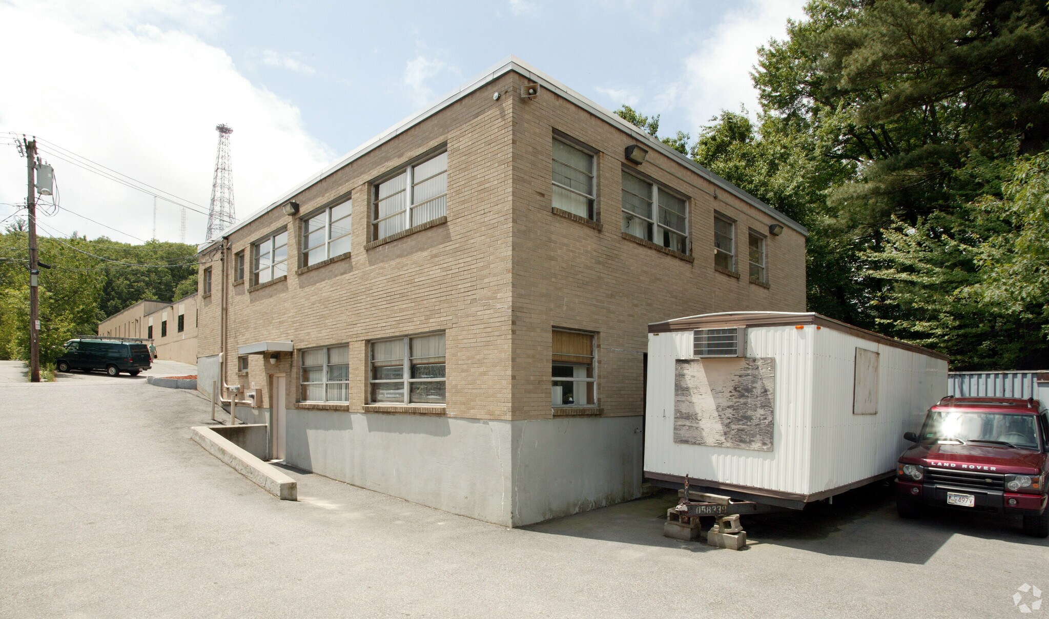 25 Fox Rd, Waltham, MA à louer Autre– Image 1 sur 4