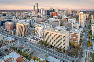9925 109th St NW, Edmonton, AB - VUE AÉRIENNE  vue de carte - Image1