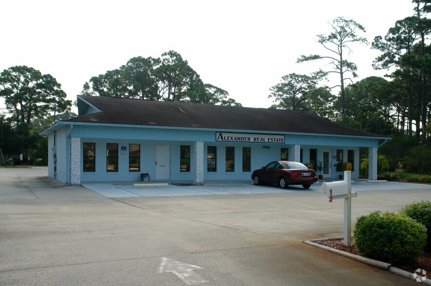1001 S Ridgewood Ave, Edgewater, FL à louer - Photo de l’immeuble – Image 3 sur 4