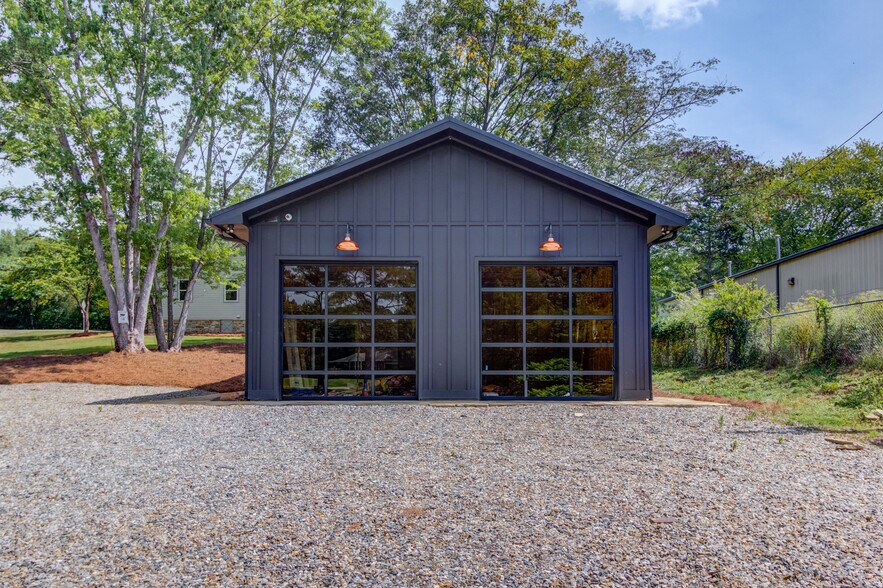 6840 Heard rd, Cumming, GA à louer - Photo de l’immeuble – Image 3 sur 20