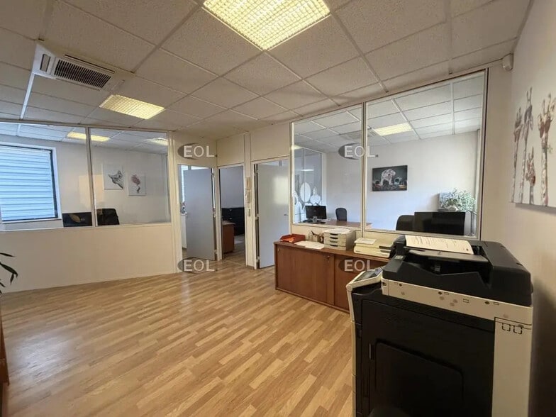 Bureau dans Les Ulis à vendre - Photo intérieure – Image 3 sur 4