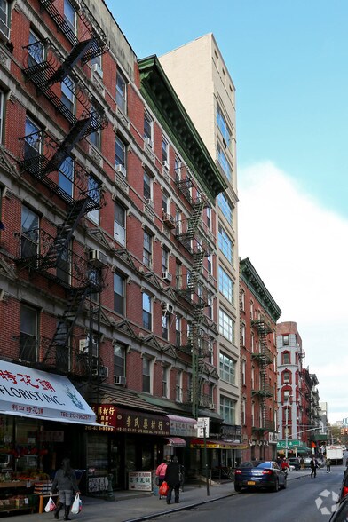 95 Elizabeth St, New York, NY à louer - Photo de l’immeuble – Image 2 sur 3