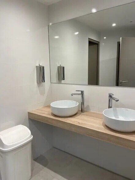 Bureau dans Rosny-sous-Bois à louer - Photo intérieure – Image 3 sur 3