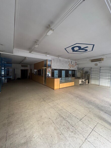 Local commercial dans Córdoba, Córdoba à vendre - Photo de l’immeuble – Image 1 sur 7