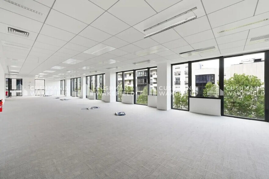 Bureau dans Boulogne-Billancourt à louer - Photo de l’immeuble – Image 3 sur 12