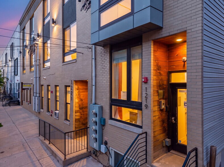 1219 N 27th St, Philadelphia, PA à vendre - Photo de l’immeuble – Image 2 sur 67