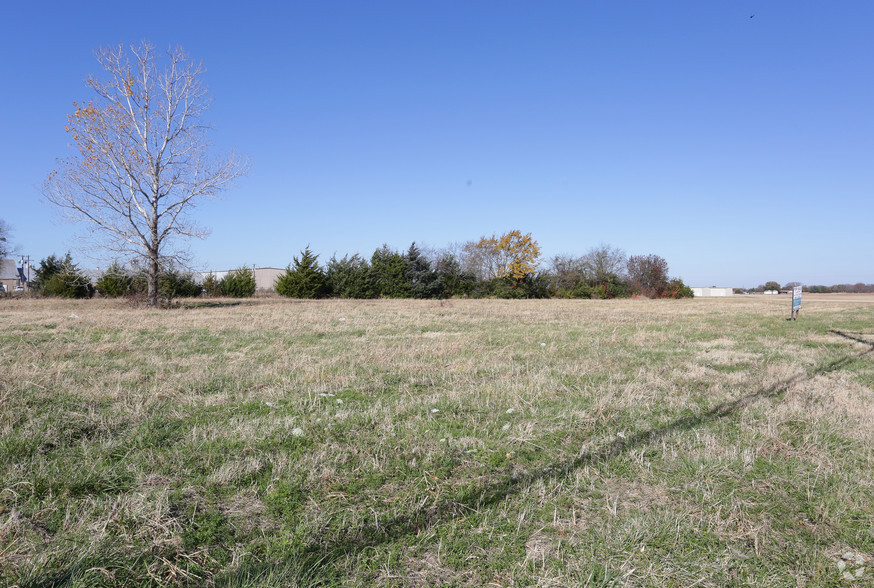 2525 N Center St, Bonham, TX à louer - Photo principale – Image 1 sur 2