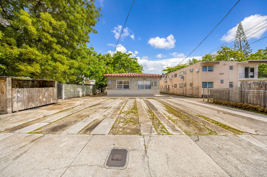 1035 NW 4th St, Miami, FL à vendre - Photo de l’immeuble – Image 3 sur 55