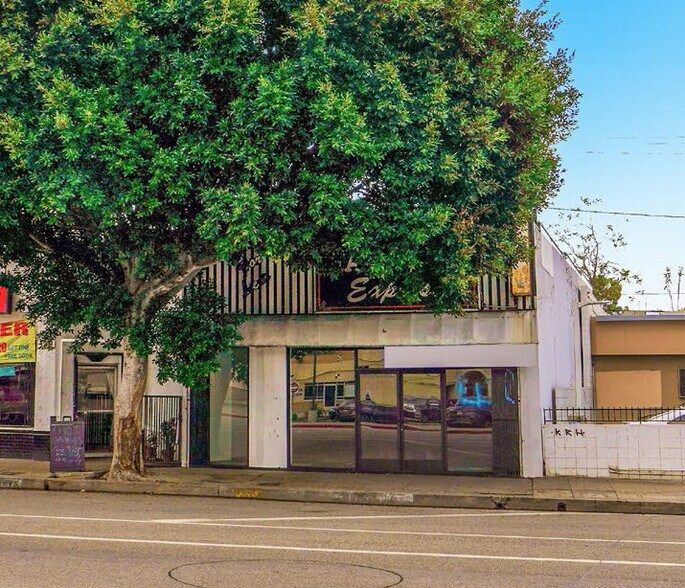 4874 Huntington Dr S, Los Angeles, CA à louer - Photo de l’immeuble – Image 1 sur 12