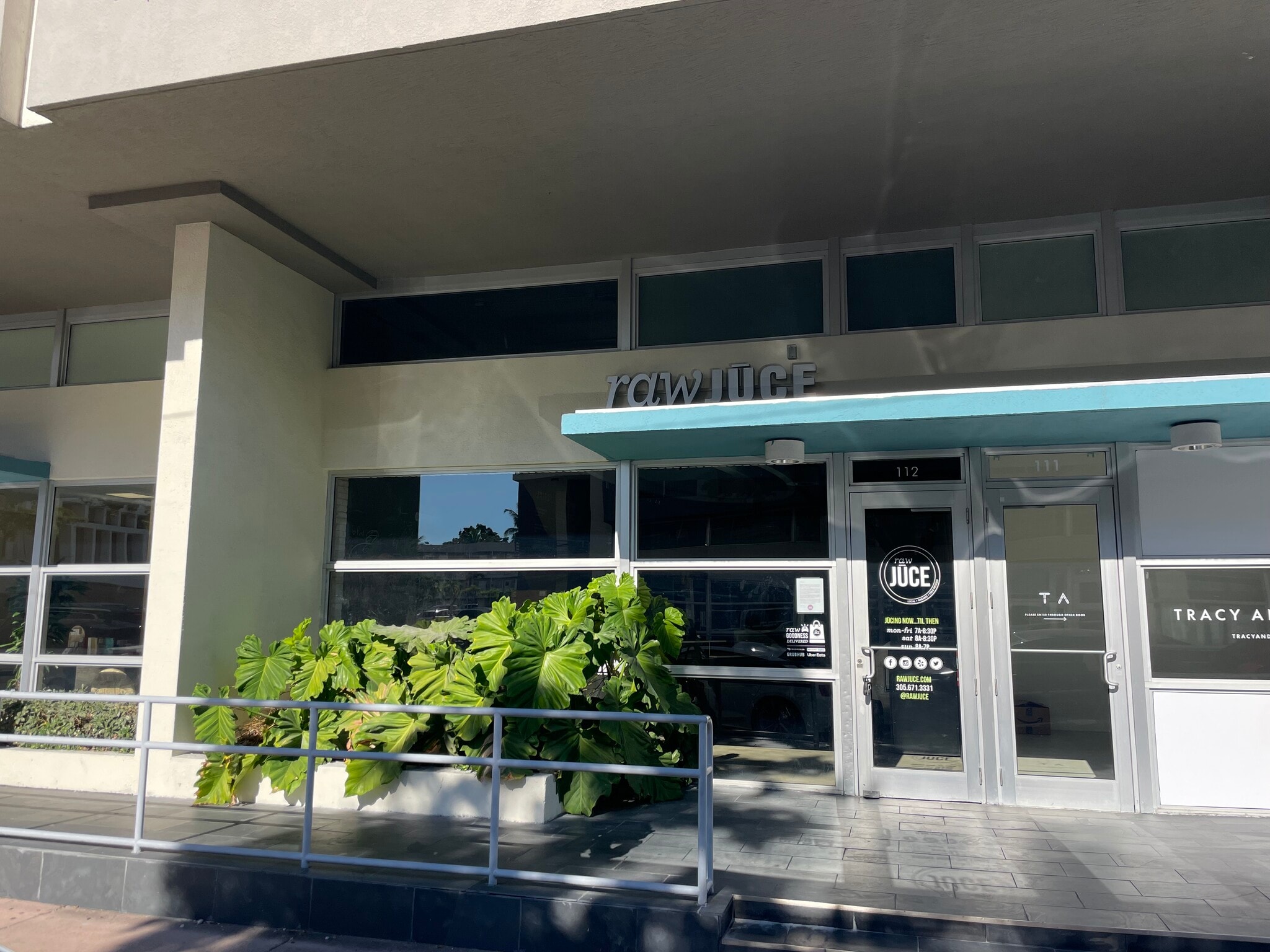 1430 S Dixie Hwy, Coral Gables, FL à louer Photo de l’immeuble– Image 1 sur 8
