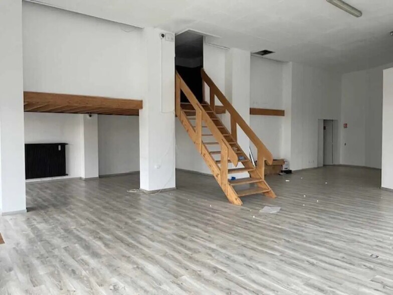 Local commercial dans Soissons à vendre - Photo de l’immeuble – Image 3 sur 5