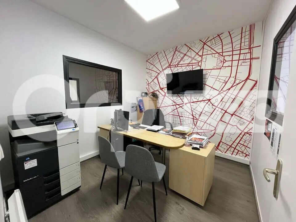 Local d'activités dans Montmarault à vendre Photo intérieure– Image 1 sur 6