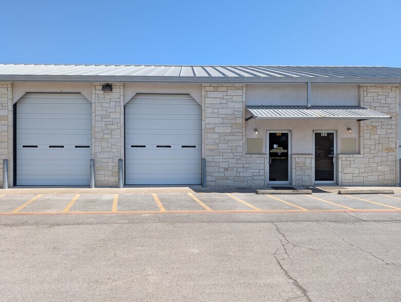 2250 County Road 172, Round Rock, TX à vendre - Photo de l’immeuble – Image 1 sur 5
