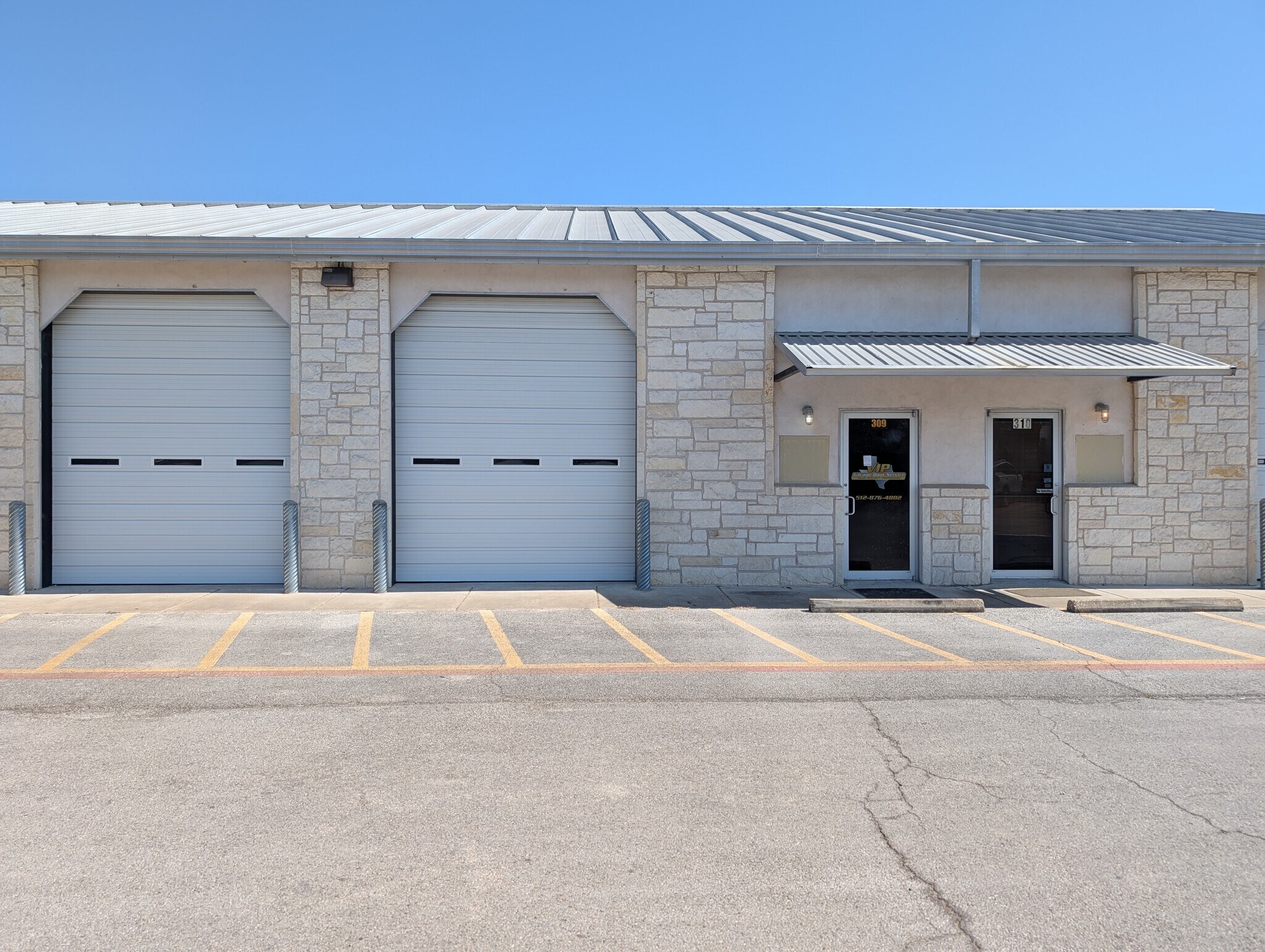 2250 County Road 172, Round Rock, TX à vendre Photo de l’immeuble– Image 1 sur 6