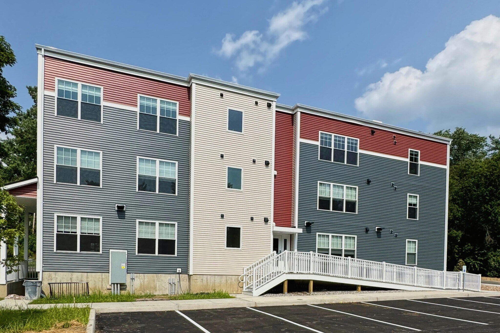 45 High St, Waterbury, VT à vendre Photo principale– Image 1 sur 15