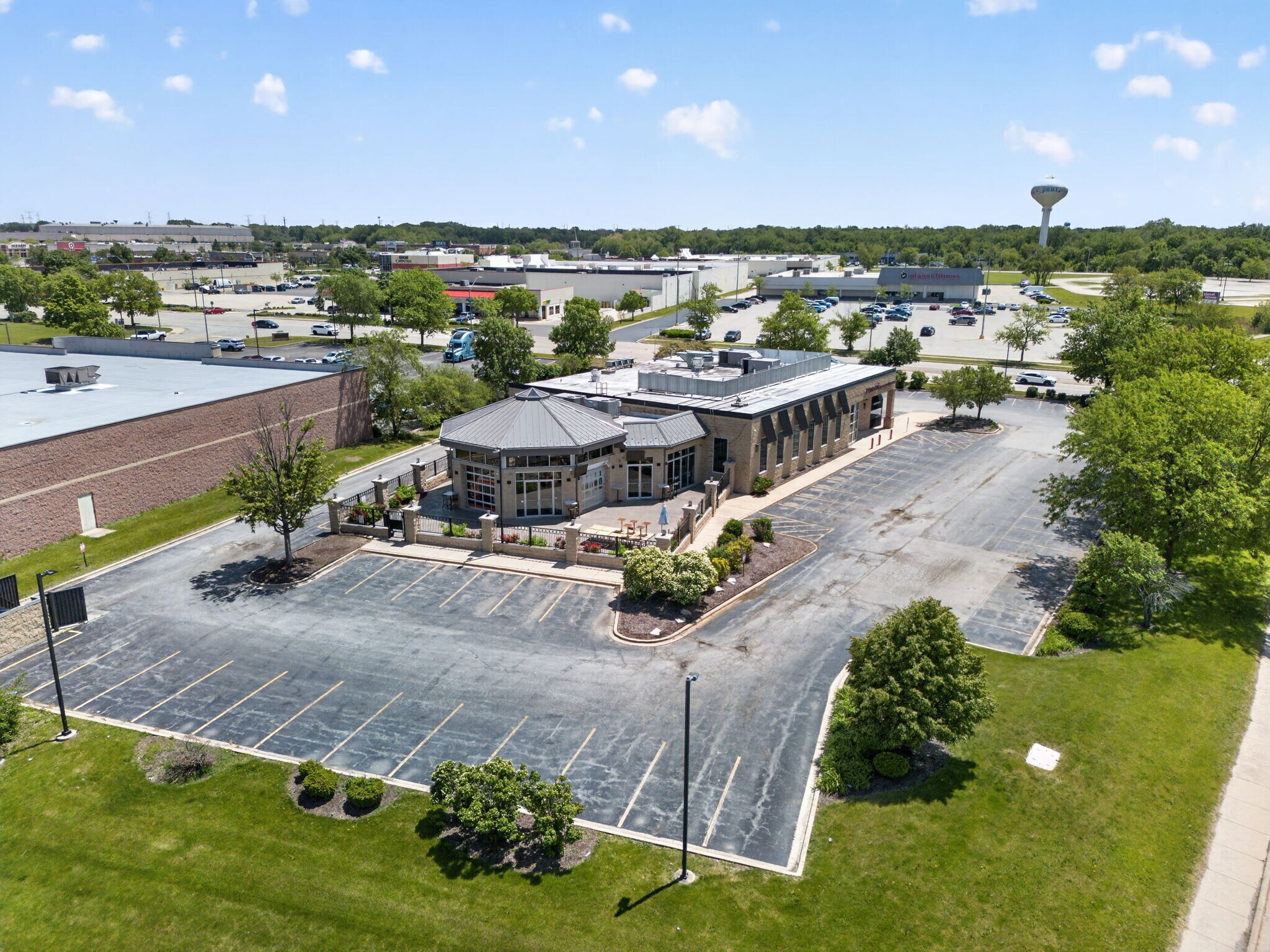 3151 Voyager Ln, Joliet, IL à vendre Photo de l’immeuble– Image 1 sur 21