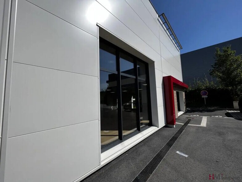 12 Rue Des Gingko Biloba, Montivilliers à louer - Photo de l’immeuble – Image 3 sur 15