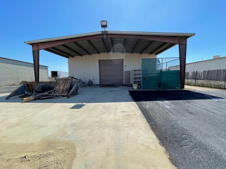 4114 Armour Ave, Bakersfield, CA à vendre - Photo de l’immeuble – Image 2 sur 6
