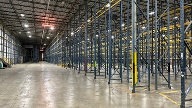 12000 Molly Pitcher Hwy, Greencastle, PA à louer Photo de l’immeuble– Image 1 sur 6