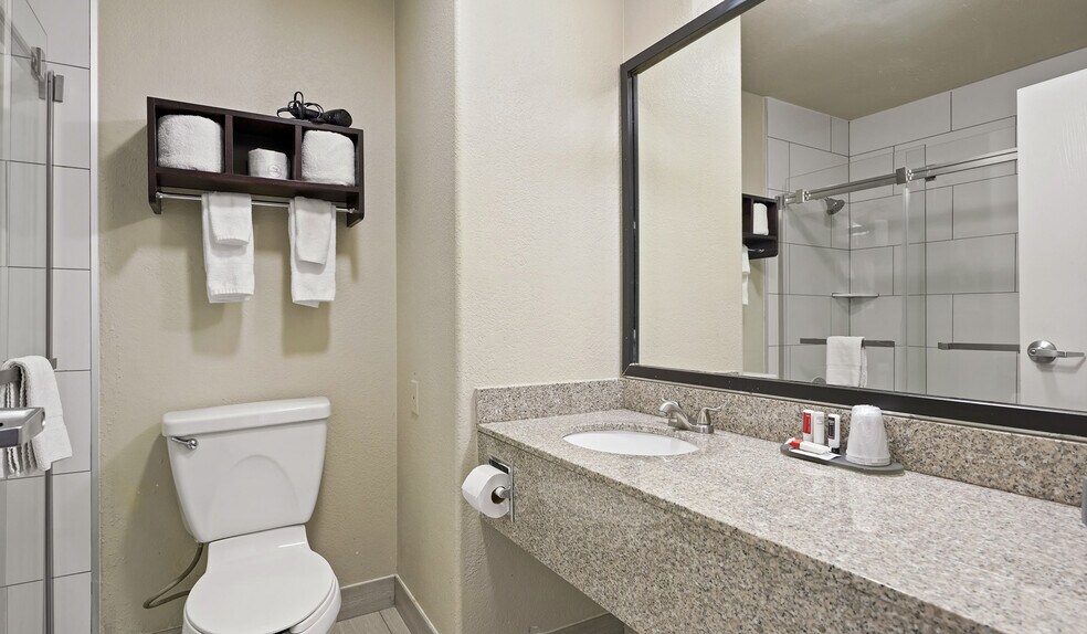 9041 Brighton Rd, Henderson, CO à vendre - Photo intérieure – Image 3 sur 12
