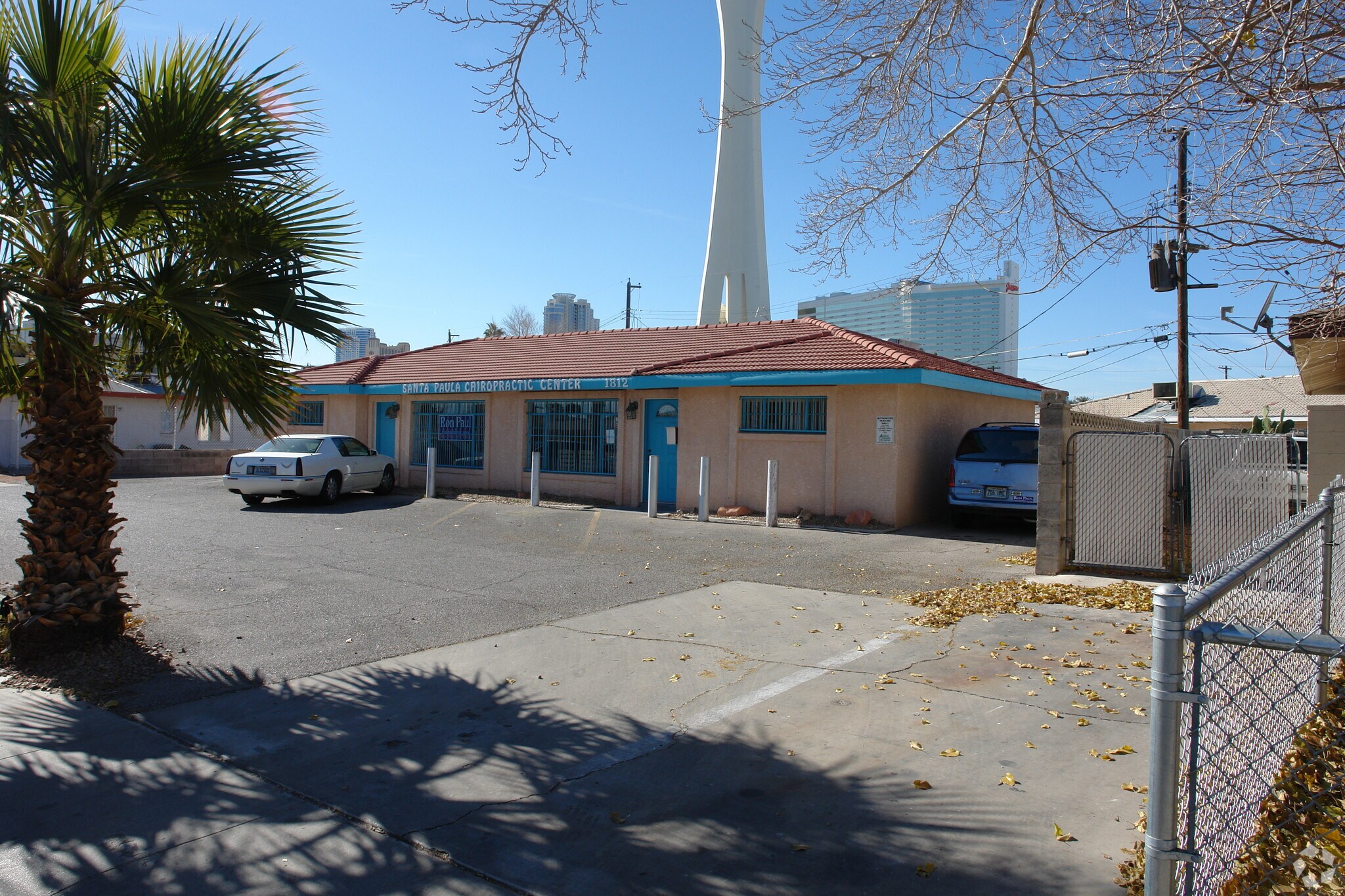 1812 Santa Paula Dr, Las Vegas, NV à vendre Photo principale– Image 1 sur 15
