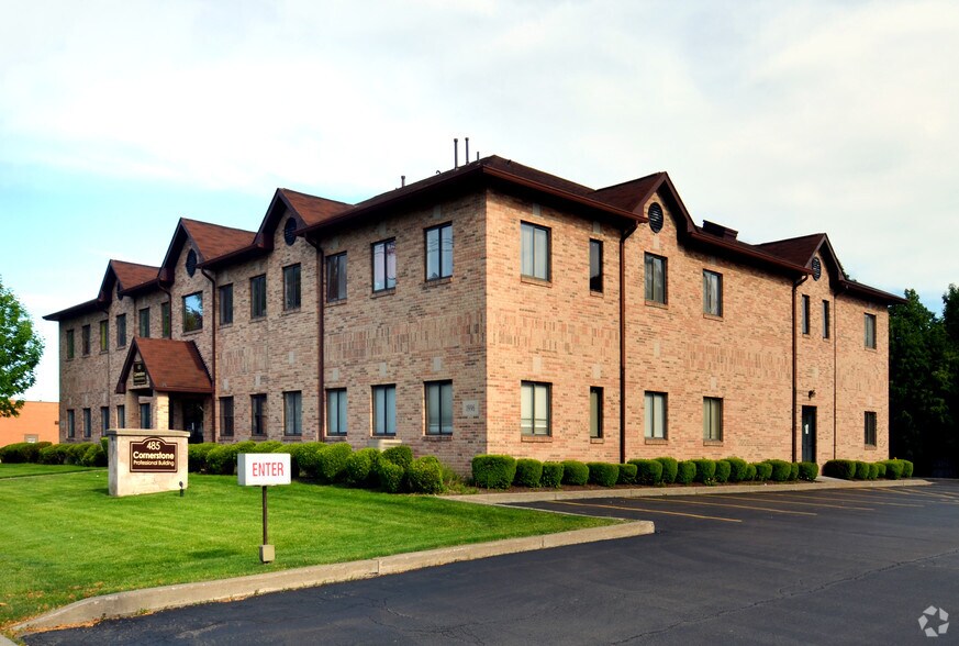 485 Titus Ave, Irondequoit, NY à louer - Photo principale – Image 1 sur 9
