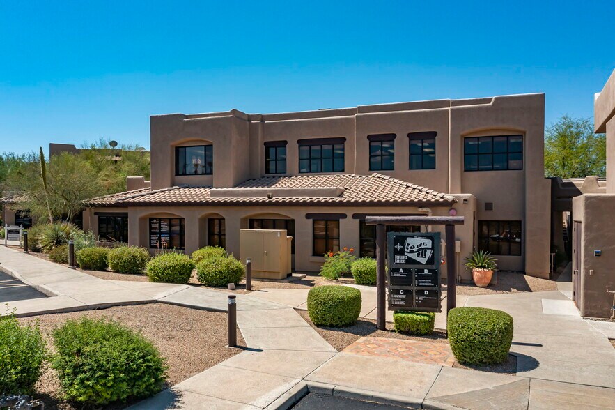 7301 E Sundance Trl, Carefree, AZ à vendre - Photo principale – Image 1 sur 22