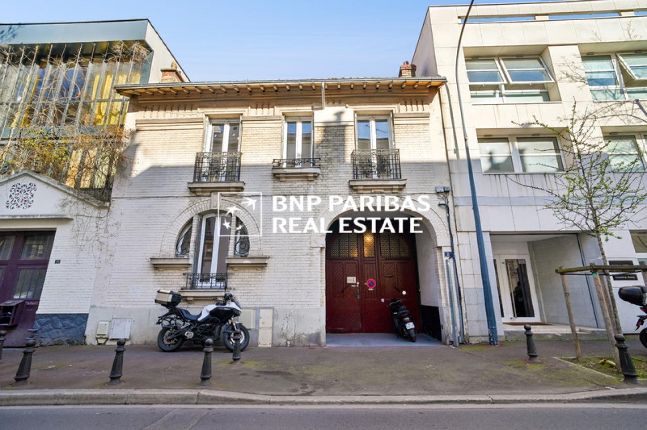 Bureau dans Clichy à louer Photo de l’immeuble– Image 1 sur 15