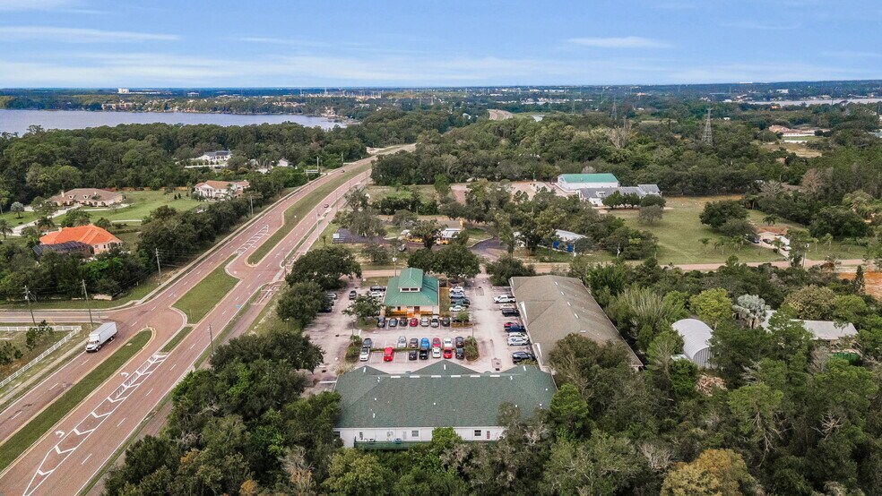 2625 Keystone Rd, Tarpon Springs, FL à vendre - Photo de l’immeuble – Image 3 sur 4