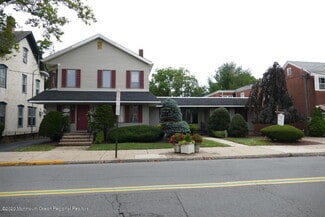 Plus de détails pour 58 W Main St, Freehold, NJ - Bureau à louer