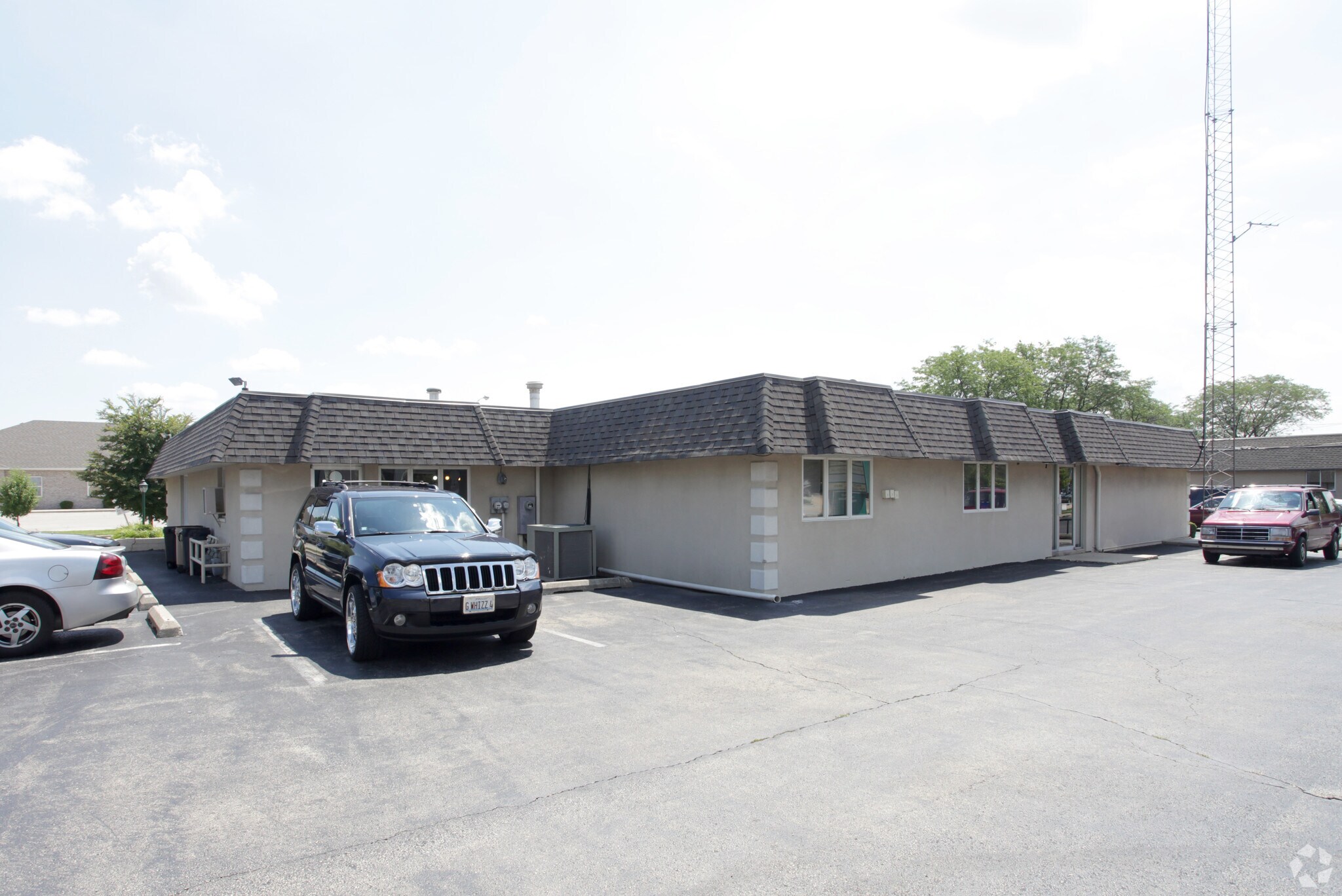 13-17 Fairlane Dr, Joliet, IL à vendre Photo de l’immeuble– Image 1 sur 6
