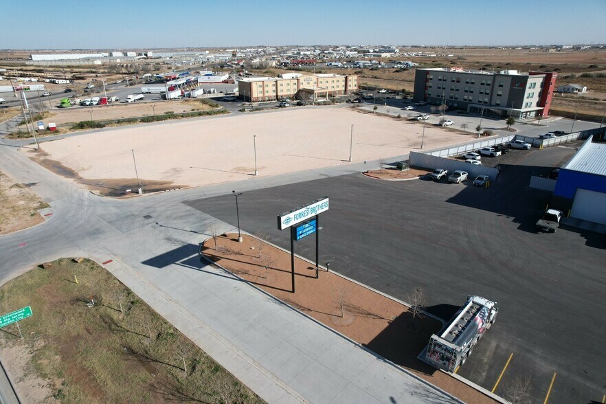 2358 Interstate 20, Midland, TX à vendre - Photo de l’immeuble – Image 3 sur 3