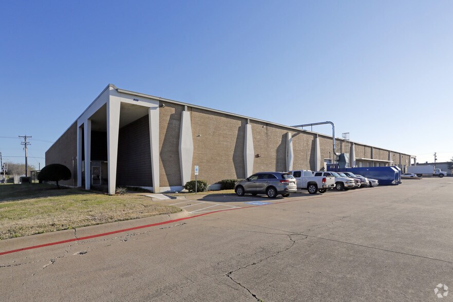 900 N Great Southwest Pky, Arlington, TX à louer - Photo principale – Image 1 sur 3