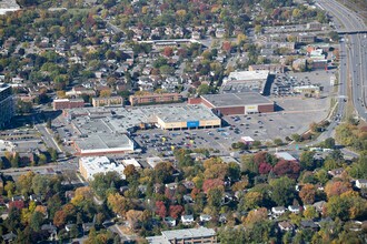 310-484 Av Dorval, Dorval, QC - VUE AÉRIENNE  vue de carte - Image1