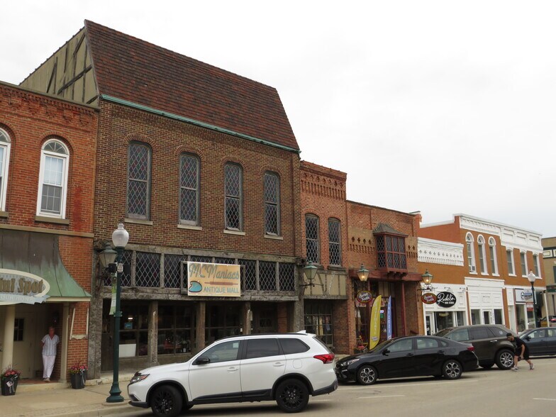 110-112 W Washington st, Morris, IL à vendre - Photo de l’immeuble – Image 2 sur 28