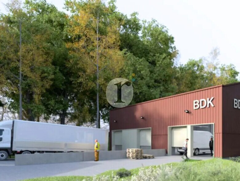 Local d'activités dans Lesquin à vendre - Photo de l’immeuble – Image 2 sur 4