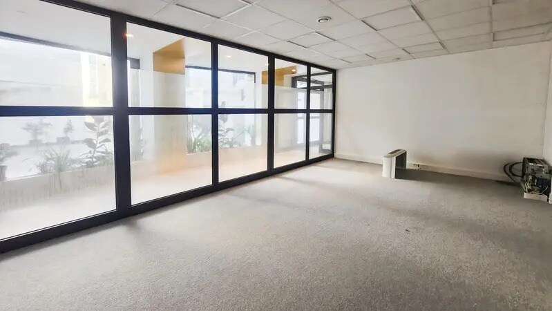 Bureau dans Paris à louer - Photo de l’immeuble – Image 3 sur 9