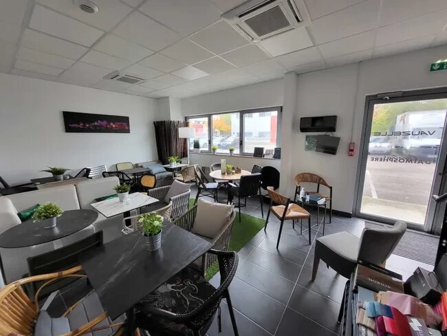 Plus de détails pour Bureau, Local d'activités à louer