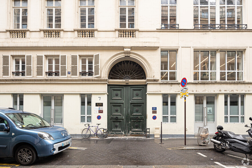 25 Rue Du Mail, Paris à louer - Photo de l’immeuble – Image 3 sur 5