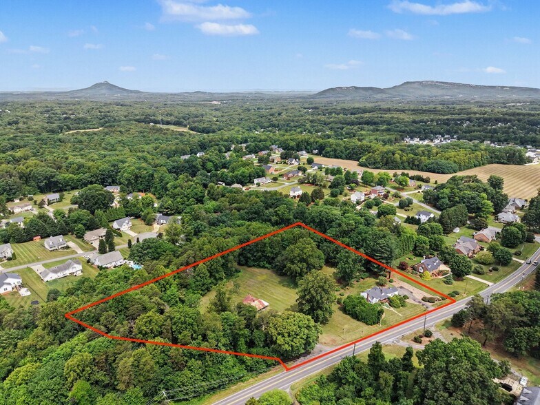 133 Mountainview Rd, King, NC à vendre - Photo de l’immeuble – Image 2 sur 4