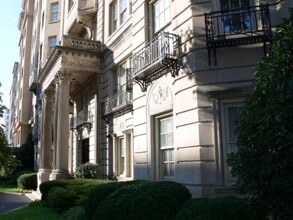 1026 16th St NW, Washington, DC à louer Photo intérieure– Image 2 sur 10