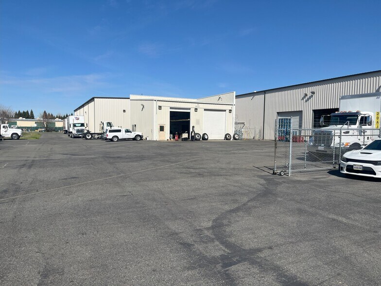 71 Loren Ave, Chico, CA à vendre - Photo de l’immeuble – Image 3 sur 12