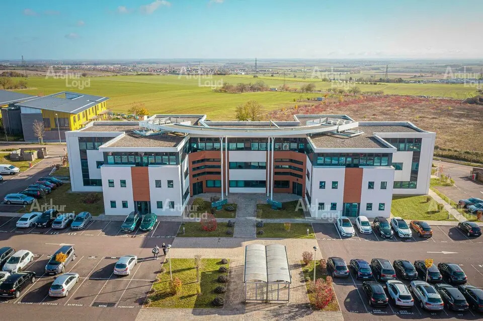 Bureau dans Dijon à louer Photo de l’immeuble– Image 1 sur 6
