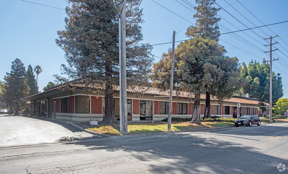 3511 Thomas Rd, Santa Clara, CA à vendre - Photo de l’immeuble – Image 3 sur 4