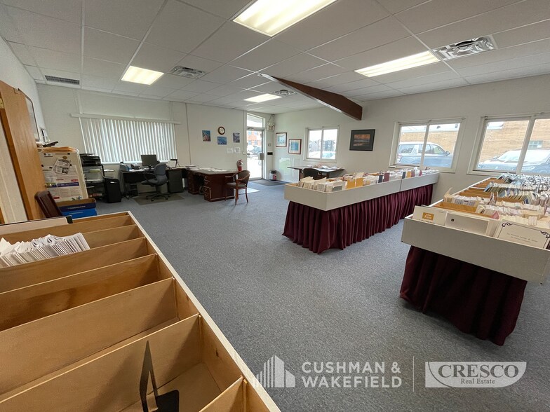 5121 W 161st St, Brook Park, OH à louer - Photo intérieure – Image 2 sur 3