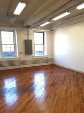 37 Greenwoods Rd, New Hartford, CT à louer Photo intérieure– Image 2 sur 5