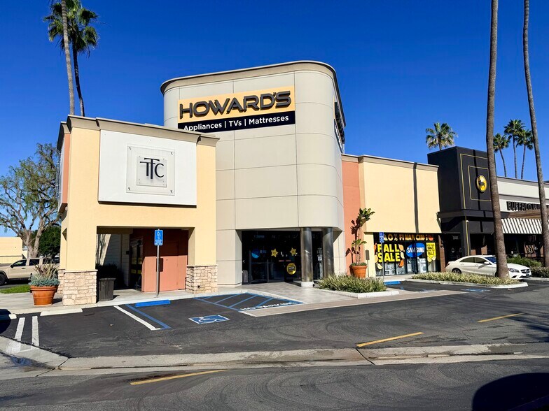 25355 Crenshaw Blvd, Torrance, CA à louer - Photo de l’immeuble – Image 2 sur 12